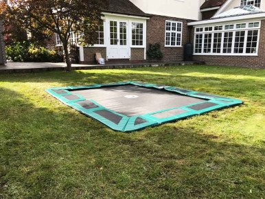 rectangle-In-ground-in-garden-UK