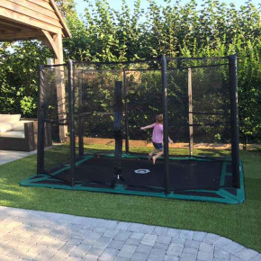 trampoline-full-enclosure